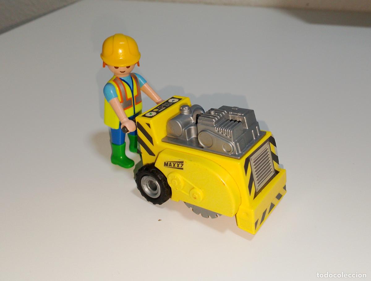 Playmobil: Figura operario de reparaci&oacute;n de carreteras con m&aacute;quina de Playmobil. Totalmente nuevo.