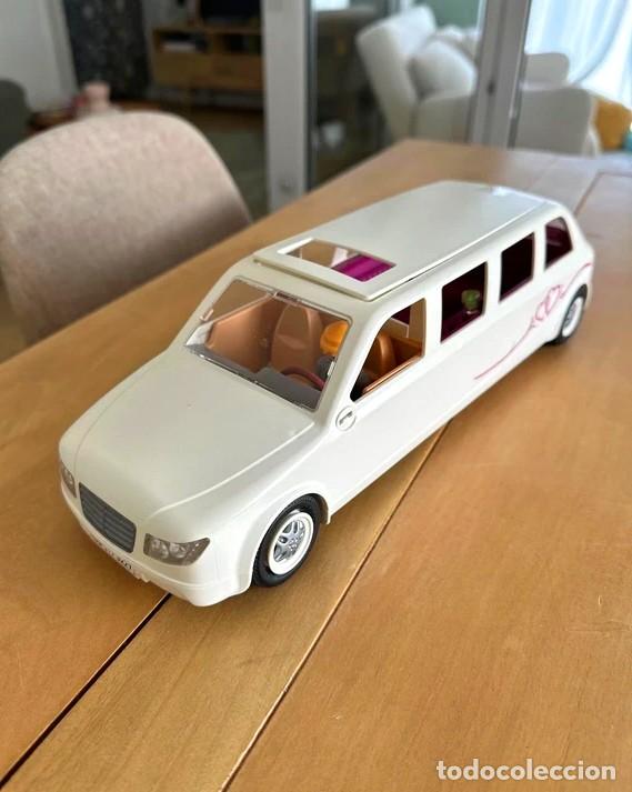 Playmobil: Limusina de boda City Life de Playmobil + ch&oacute;fer, ref. 9227