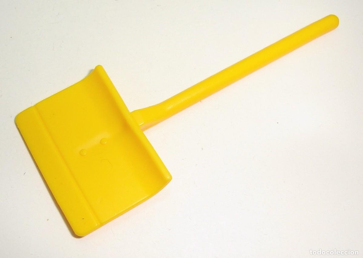 Playmobil: ACCESORIO PLAYMOBIL PALA NIEVE LOTE 518