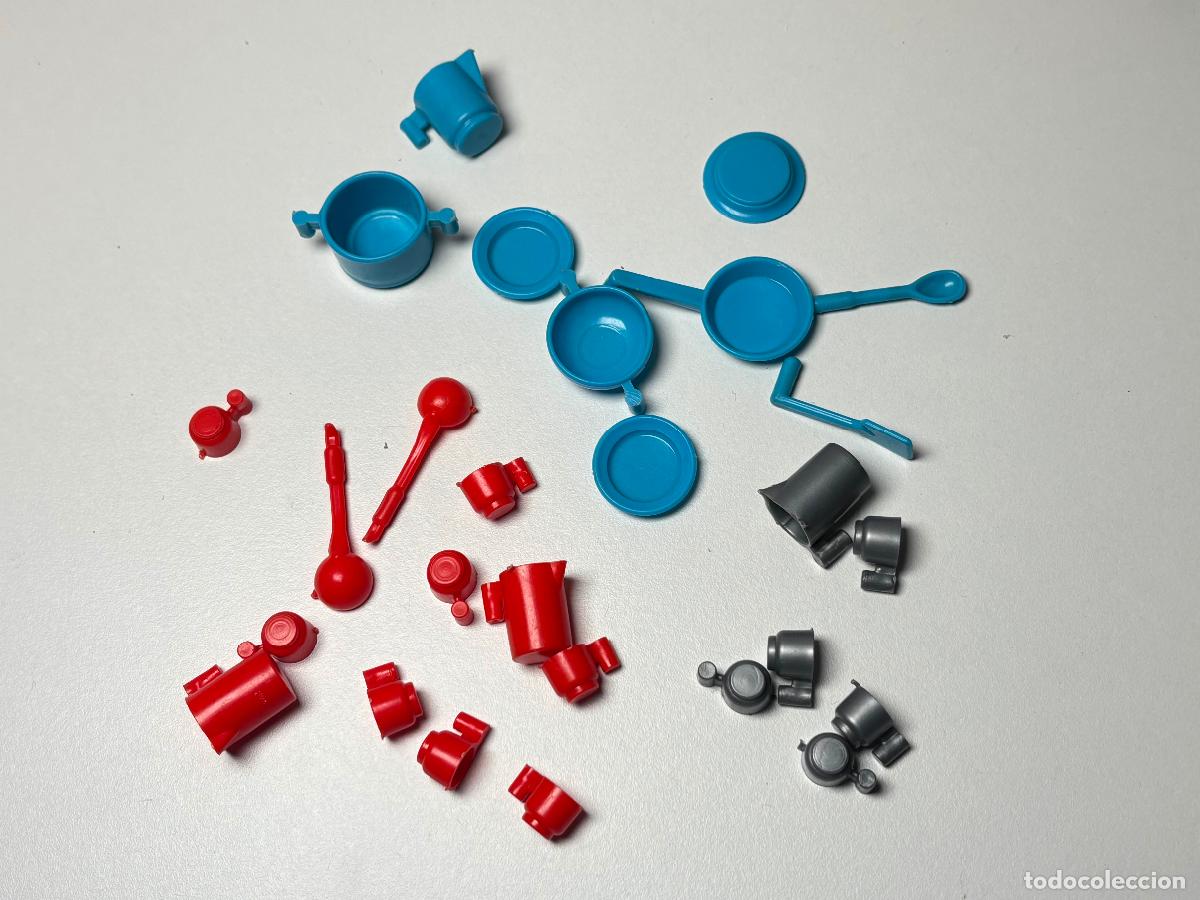 Playmobil: Playmobil lote cazuela taza cuchar&oacute;n jarra roja azul gris