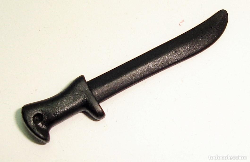 Playmobil: ACCESORIO PLAYMOBIL MACHETE LOTE 584