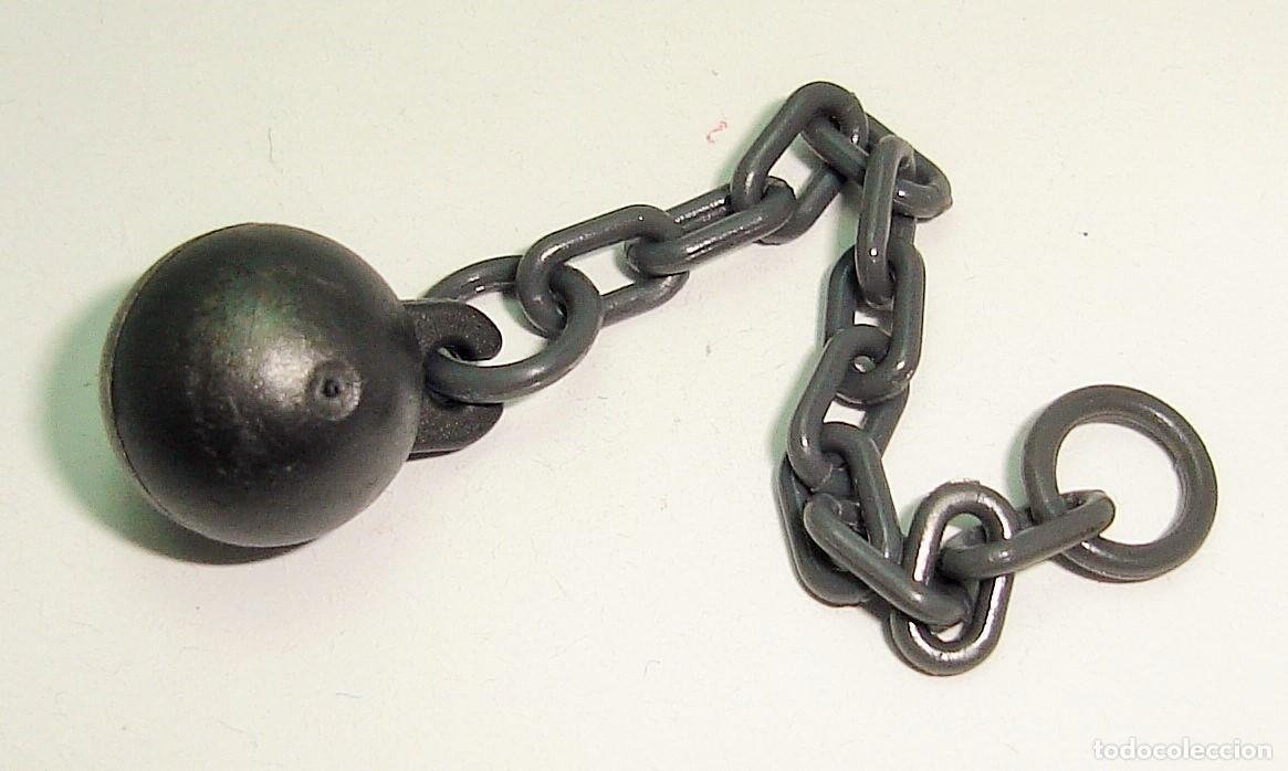 Playmobil: ACCESORIO PLAYMOBIL BOLA CON CADENA LOTE 593