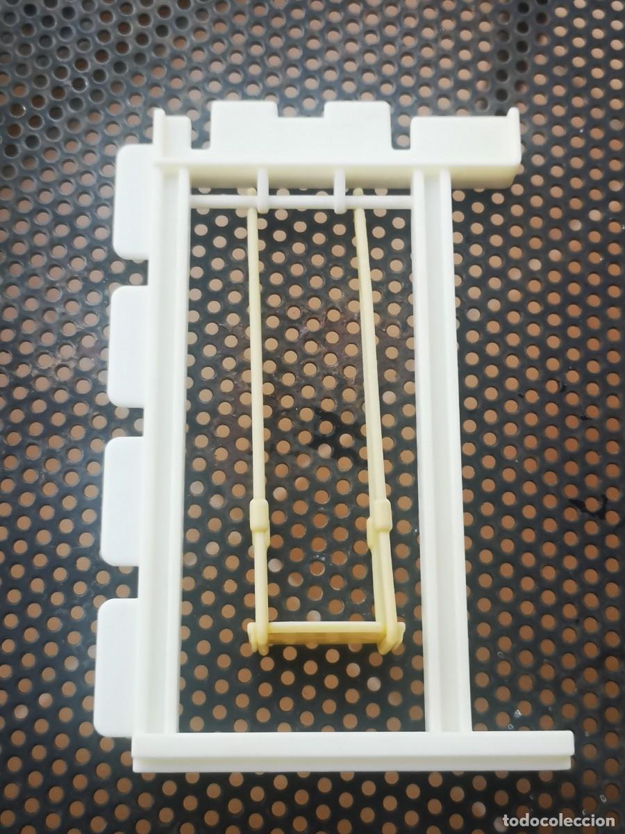 Playmobil: Playmobil lateral entrada columpio esp01