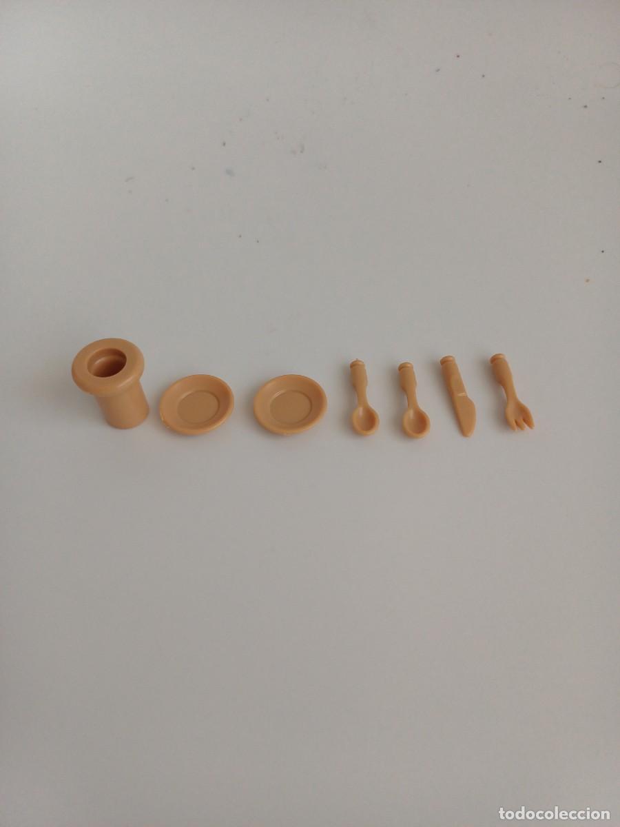 Playmobil: Lote de platos, cubiertos y vaso vintage Playmobil
