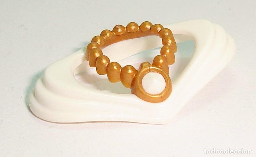 Playmobil: ACCESORIO PLAYMOBIL COLLAR MUJER LOTE 631