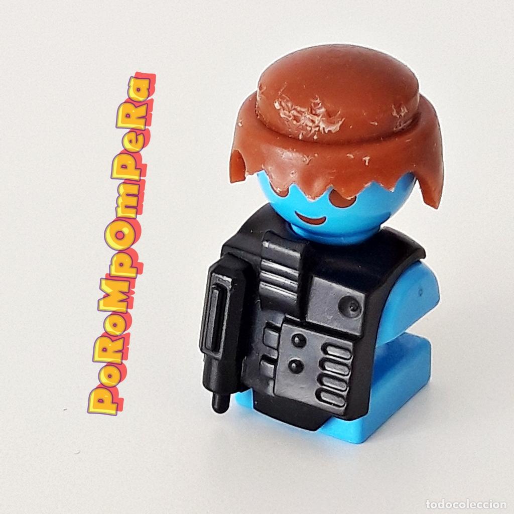 Playmobil: PLAYMOBIL PECHERA NEGRA ENGANCHE INFERIOR AGENTE ESPACIAL POLIC&Iacute;A - SET/S POR DETERMINAR MDV