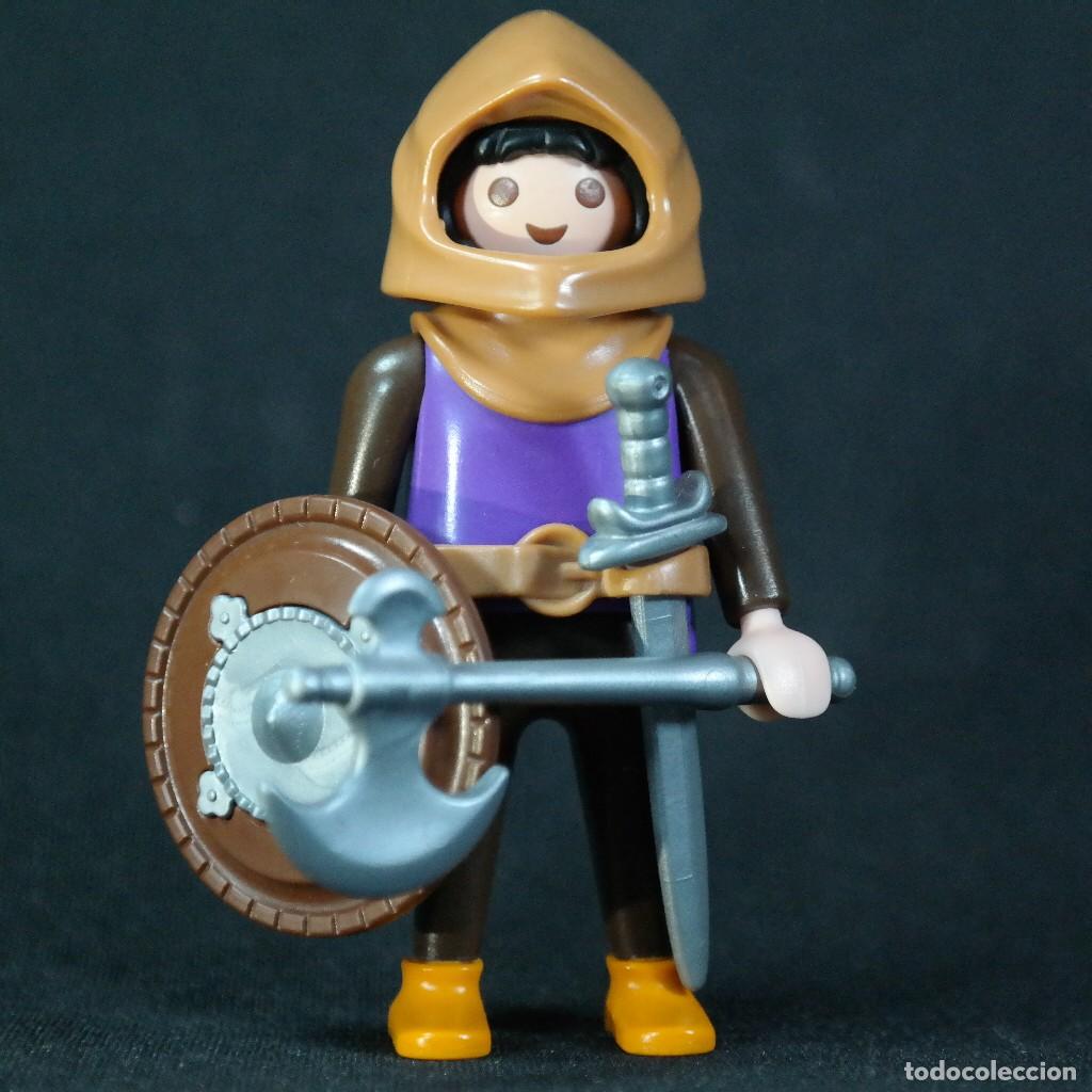 Playmobil: Playmobil caballero medieval con capucha ☼