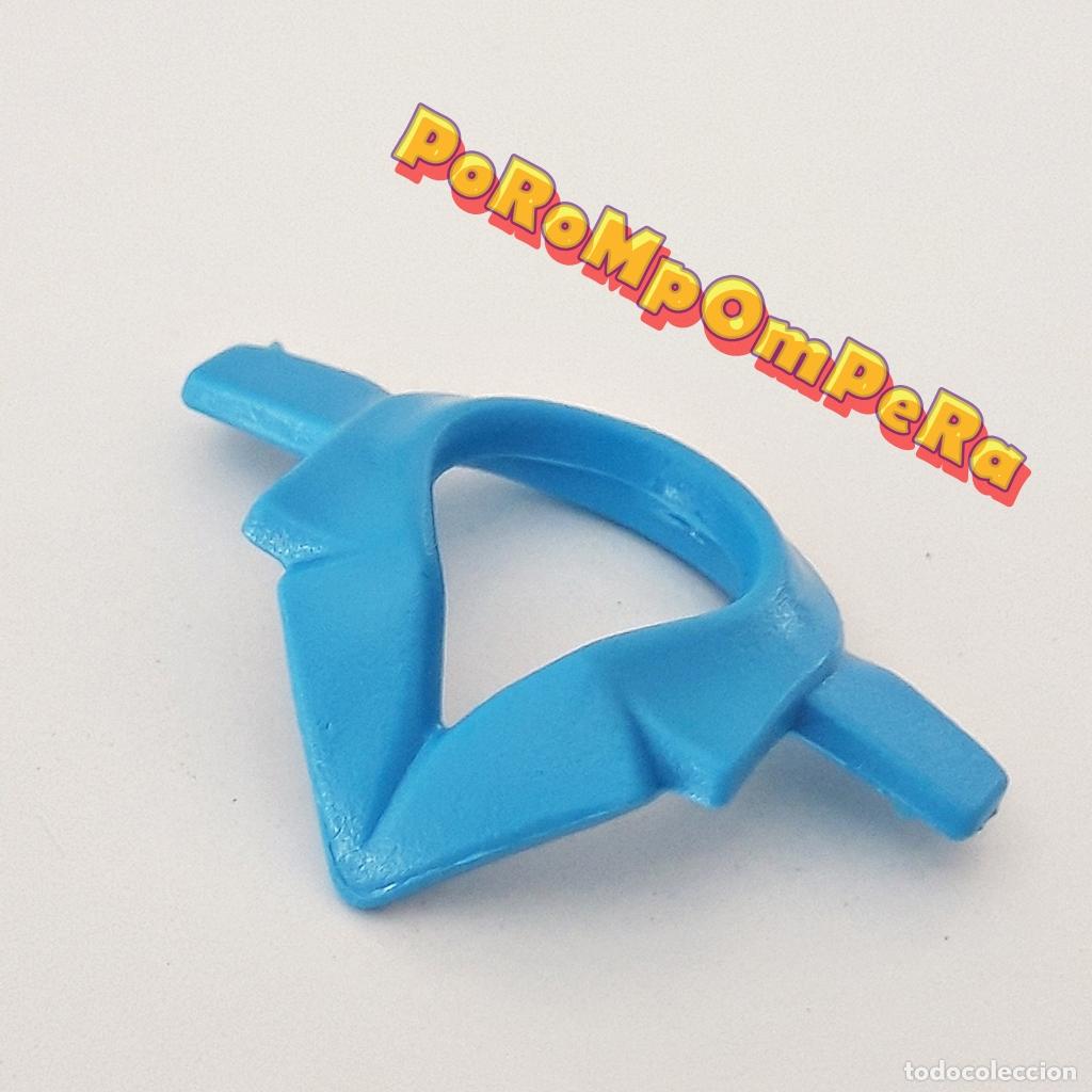 Playmobil: PLAYMOBIL CUELLO AZUL CLARO CAMISA POLIC&Iacute;A SOLAPA HOMBRERA GALONES CU2