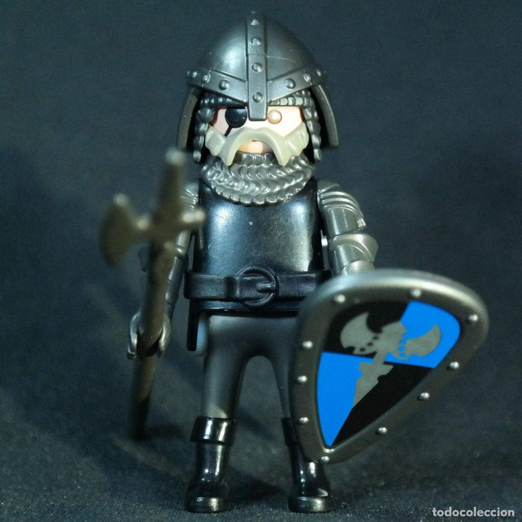 Playmobil: Playmobil caballero medieval con parche ☼