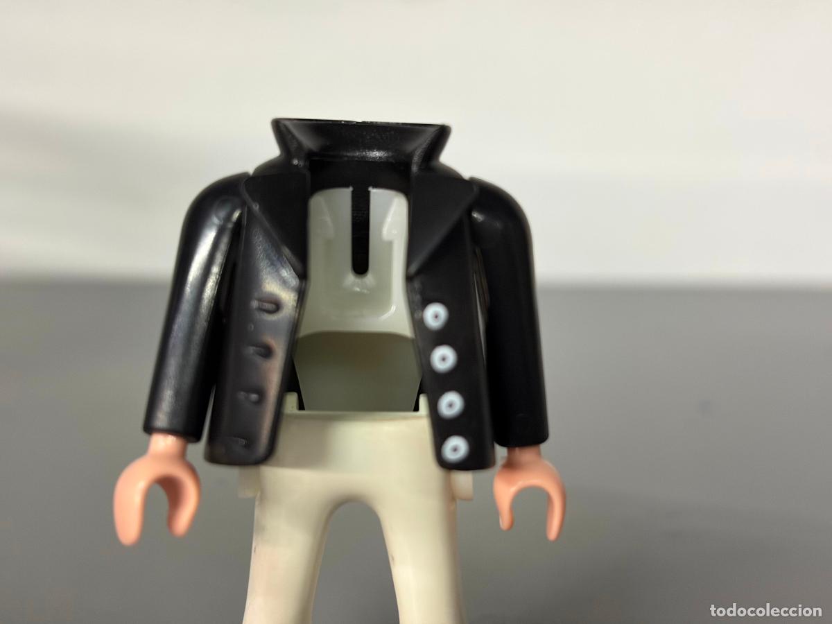 Playmobil: PLAYMOBIL chaleco negro elegante victoriano + 2 brazos negros -solo se vende brazos y chaleco-