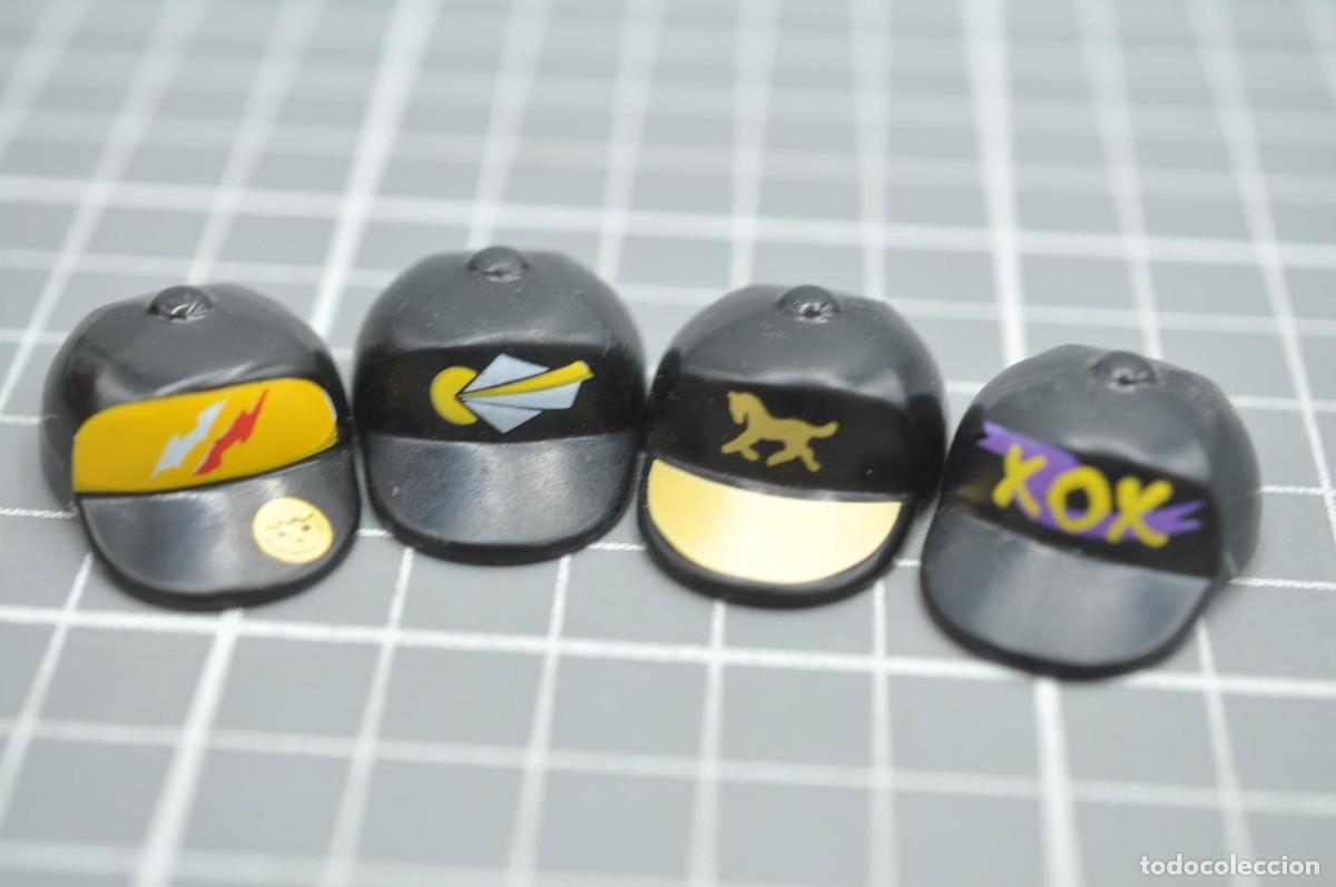 Playmobil: WSK068 PLAYMOBIL, 4 gorras negras