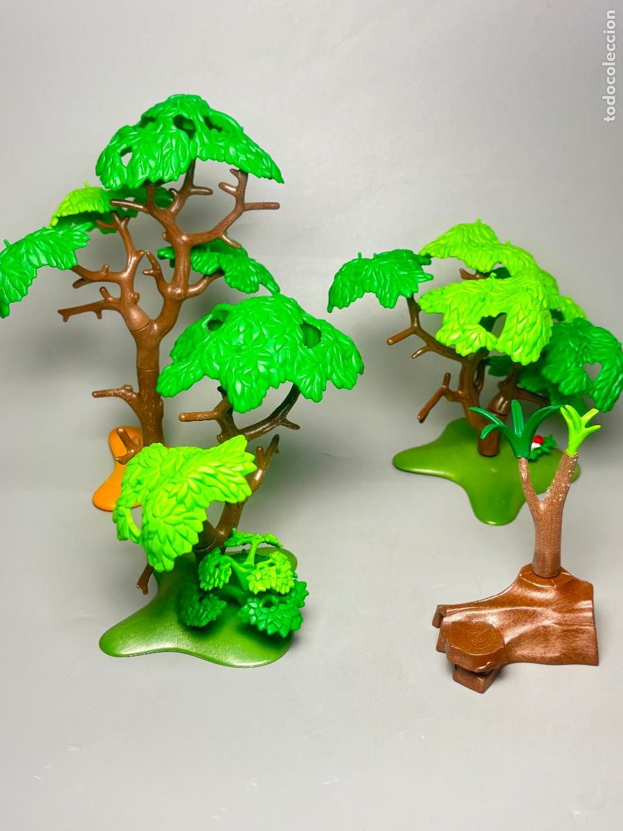 Playmobil: PLAYMOBIL lote &aacute;rbol con tronco y base escenario