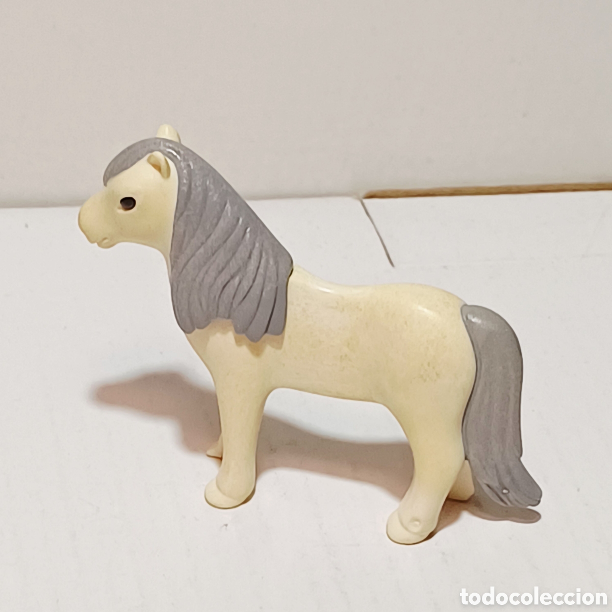 Playmobil: Pieza playmobil pony caballo beige crines grises