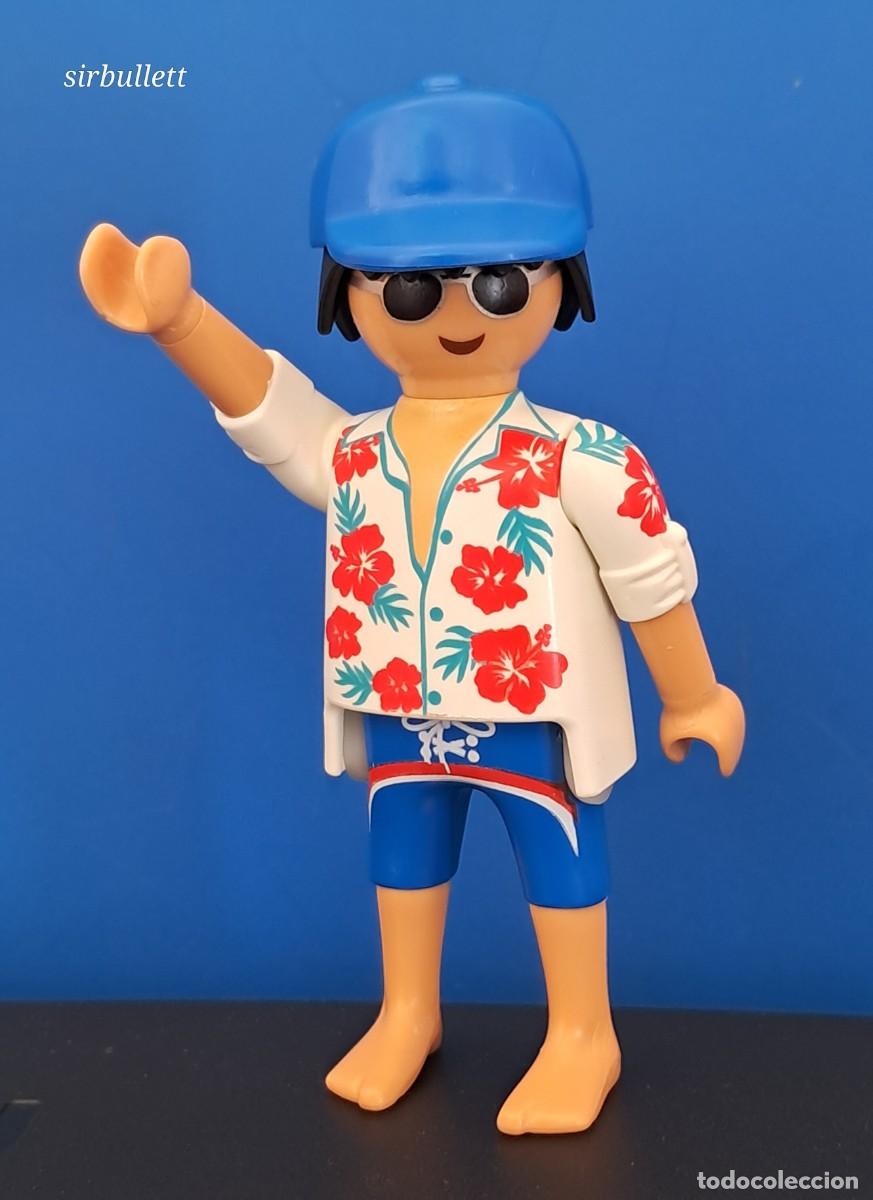 Playmobil: Figura ba&ntilde;ista, camisa flores hawaiana y ba&ntilde;ador azul. Playmobil. 70035 vacaciones aventuras