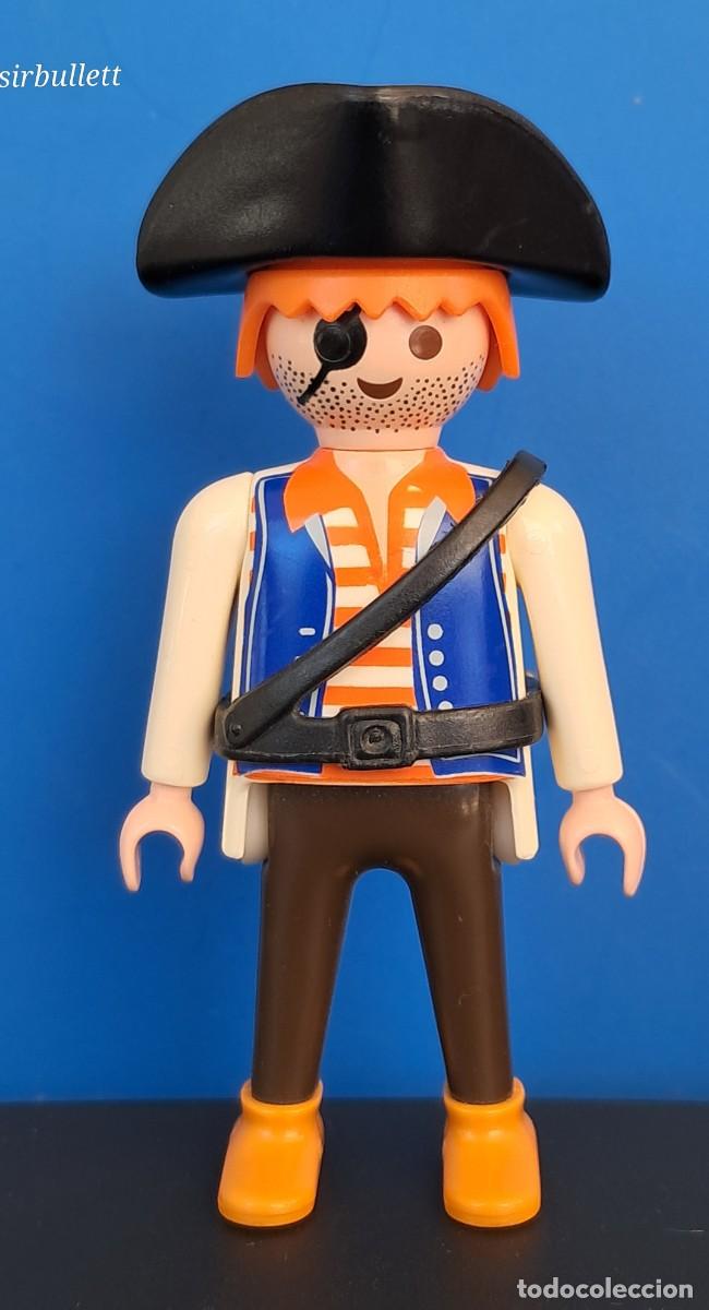 Playmobil: Figura pirata n&aacute;ufrago. PLaymobil 4136 6481