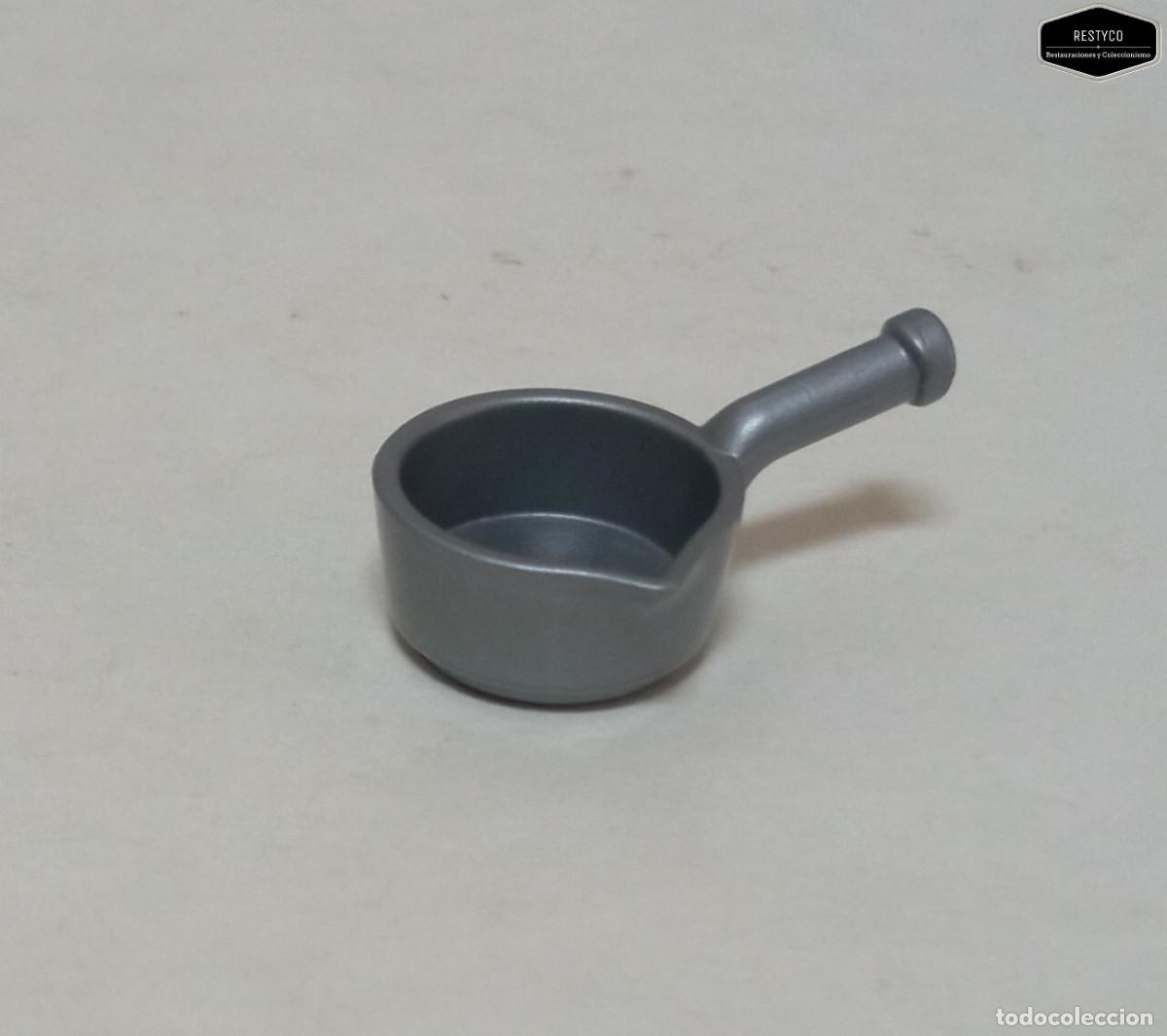 Playmobil: Playmobil - Cazo Cacelora Color Gris Claro Metal