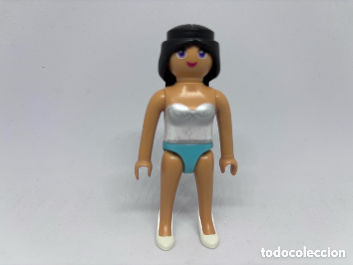 Playmobil: Playmobil chica zapatos tac&oacute;n blancos