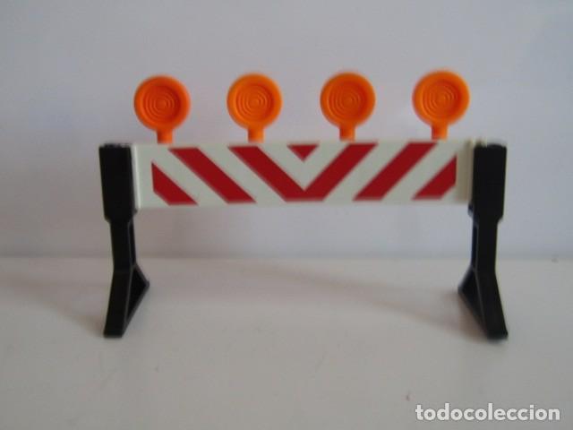 Playmobil: DIFICIL VALLA TRAFICO ESPECIAL CONTROL ACCIDENTE TRAFICO OBRAS PLAYMOBIL
