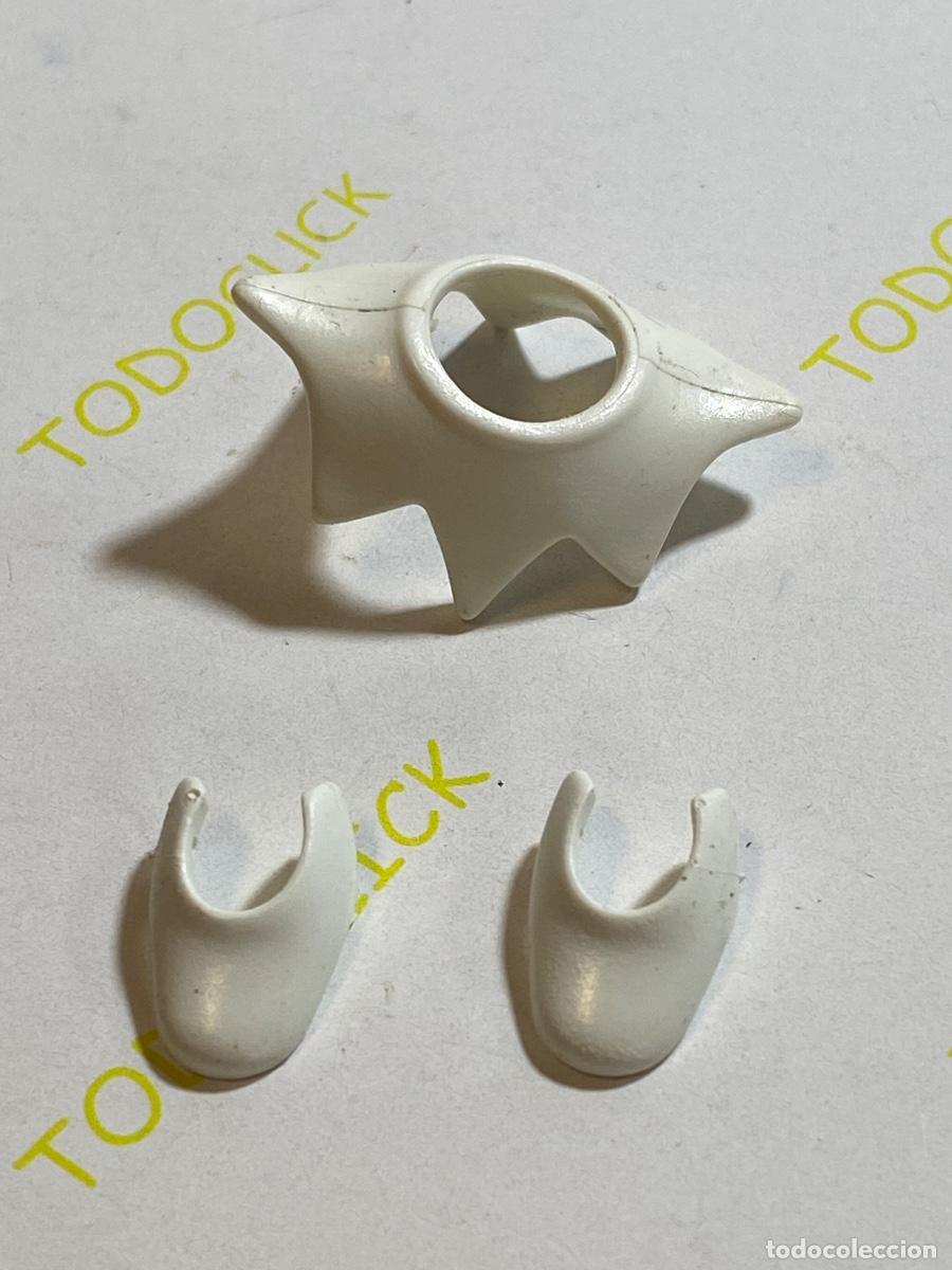 Playmobil: Playmobil cuello y cubrezapatos (pedido m&iacute;nimo)5&euro;)