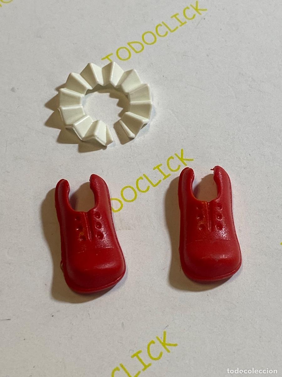 Playmobil: Playmobil cuello y zapatos de payaso (pedido m&iacute;nimo)5&euro;)