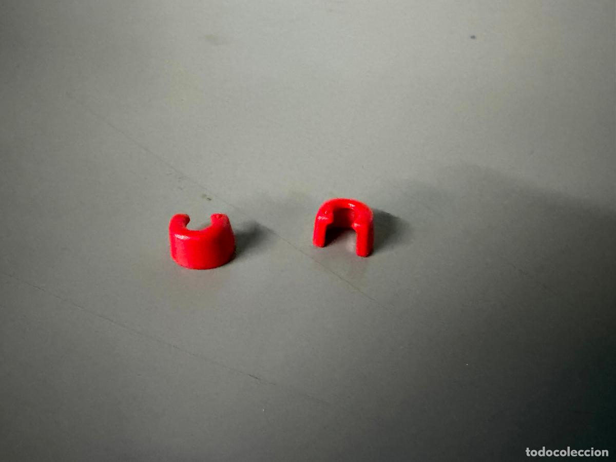 Playmobil: playmobil pu&ntilde;os mu&ntilde;equeras rojas nordista