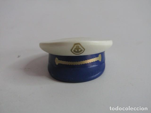 Playmobil: DIFICIL GORRA DE VISERA BLANCA CAPITAN DE MERCANTE O BARCO MARINA PLAYMOBIL