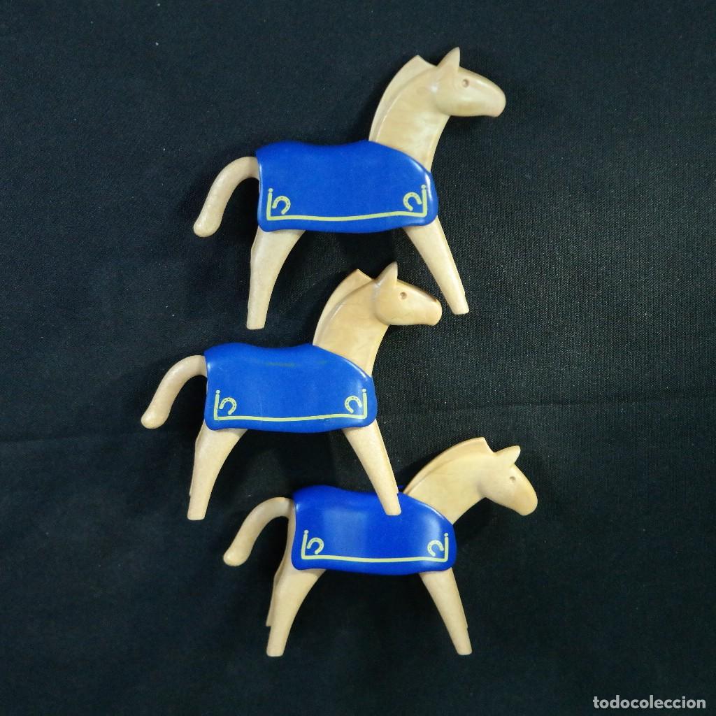 Playmobil: Playmobil 3 caballos con mantas ☼