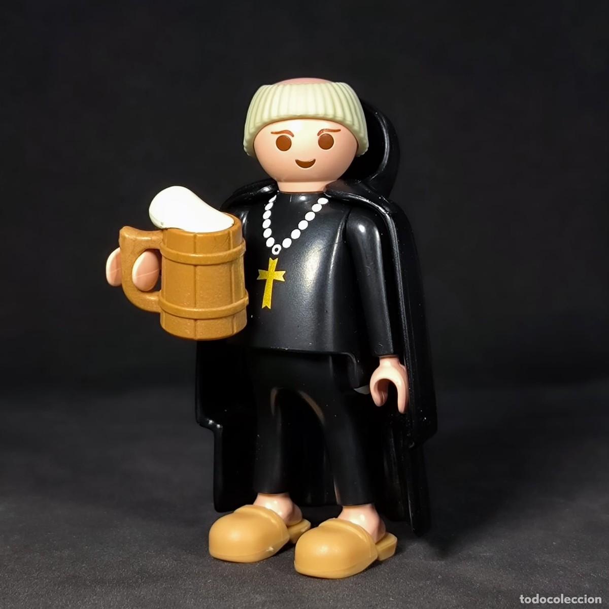 Playmobil: Playmobil monje con capa ☼