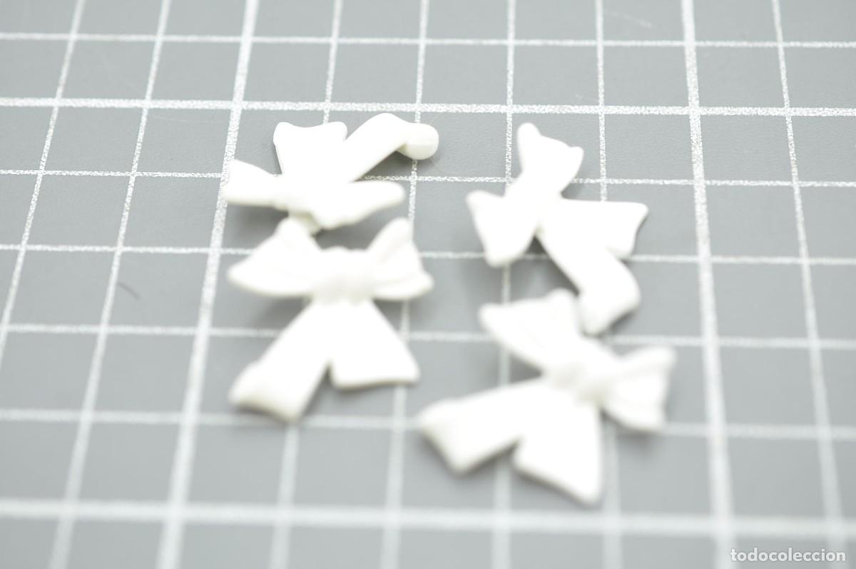 Playmobil: WSK073 pq&ntilde; Playmobil, 4 lazos falda