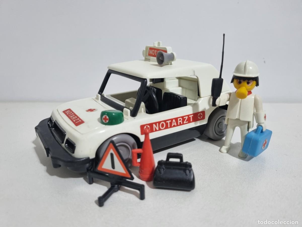 Playmobil: Playmobil 3217 Antiguo Vehiculo Coche Blanco Medico Doctor Enfermero Urgencias