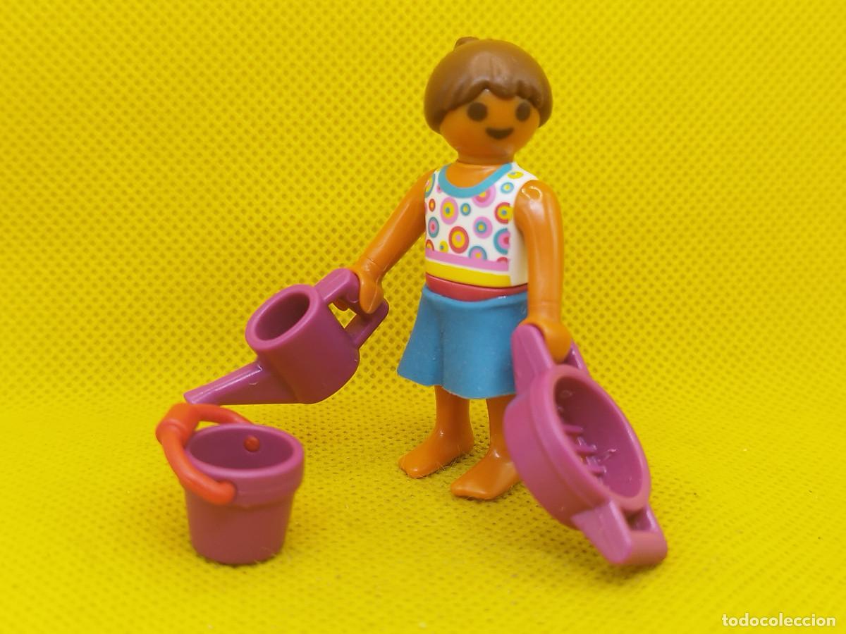 Playmobil: Playmobil Ni&ntilde;a con juguetes de playa