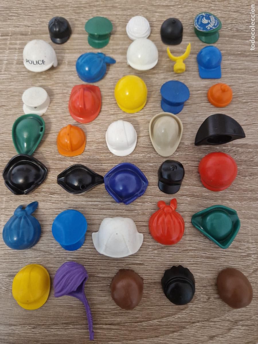 Playmobil: lote 35 sombrero gorra gorro mu&ntilde;eco figura playmobil pirata soldado medieval casco