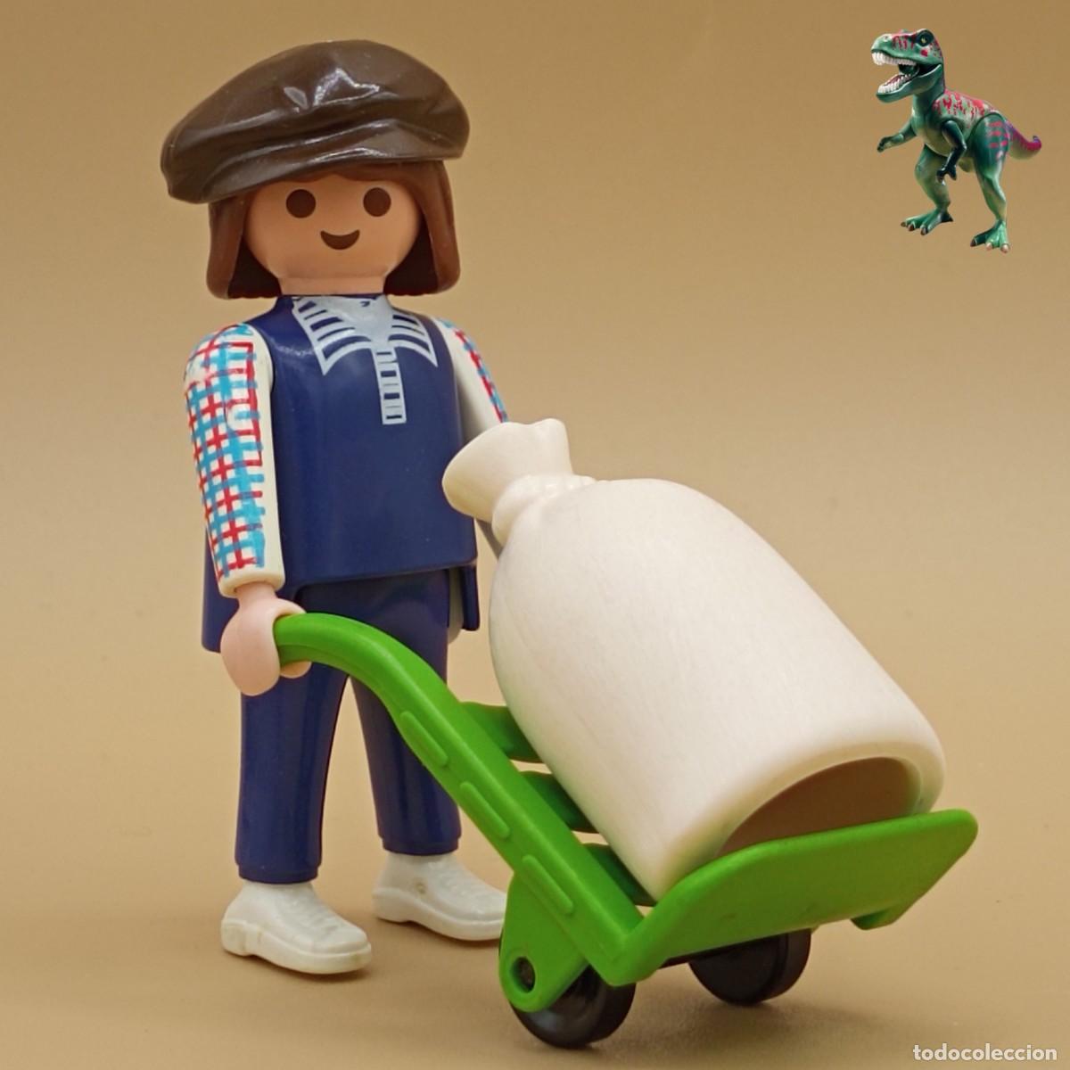 Playmobil: Playmobil figura transportista con carretilla repartidor conductor mozo de carga victoriano