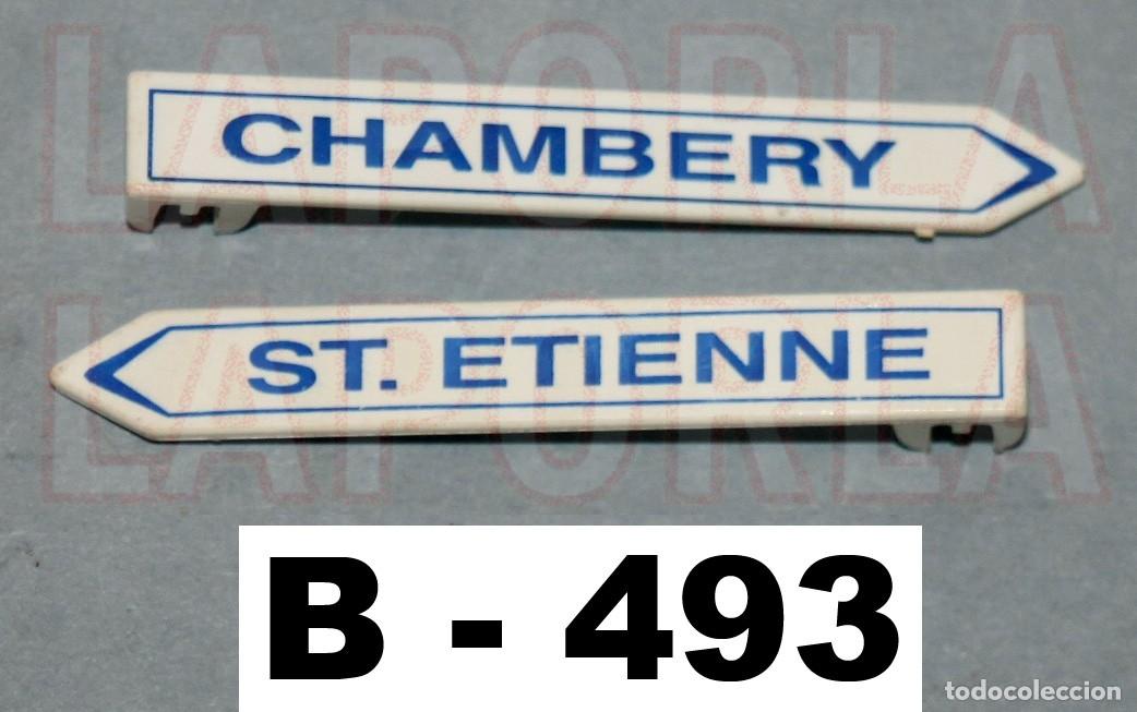 Playmobil: PLAYMOBIL 2 SE&Ntilde;ALES DE DIRECCI&Oacute;N PARA POSTE CHAMBERY ST. ETIENNE 3847 (B-493)