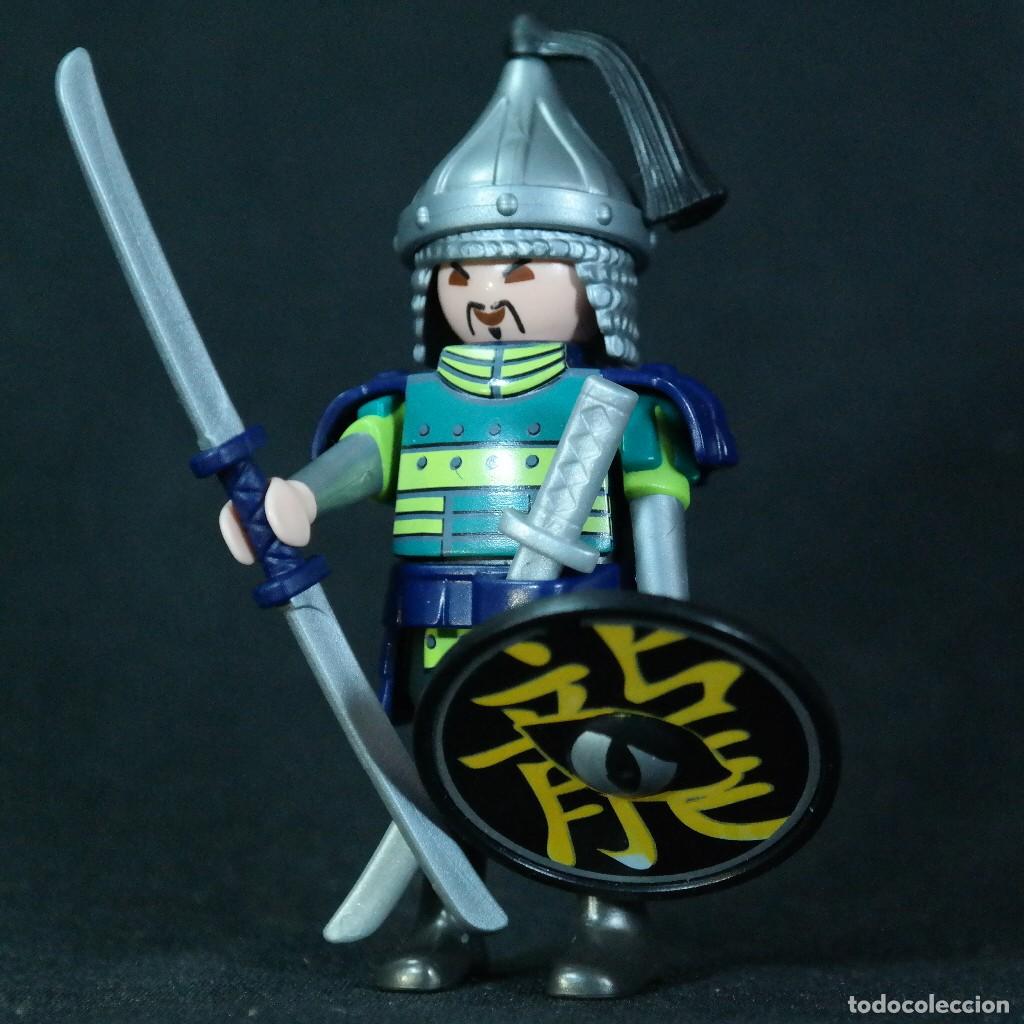 Playmobil: Playmobil samurai con escudo ☼