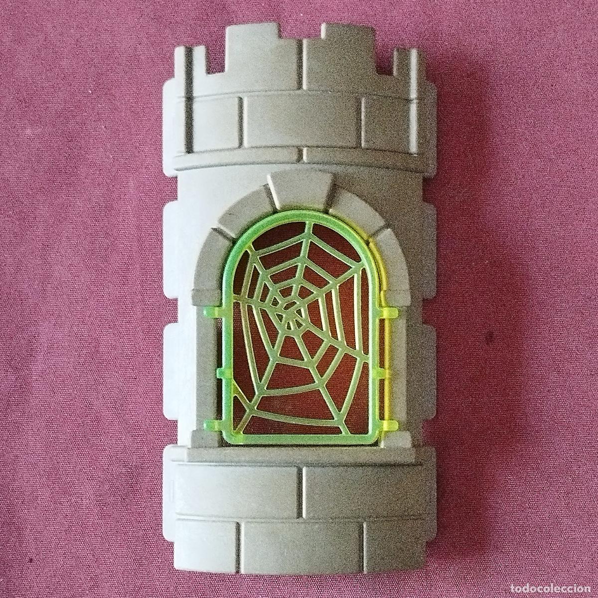 Playmobil: PARED CURVADA CON VENTANA TIPO TELARA&Ntilde;A VERDE FOSFORO - CASTILLO - TORRE DEL MAGO - PLAYMOBIL