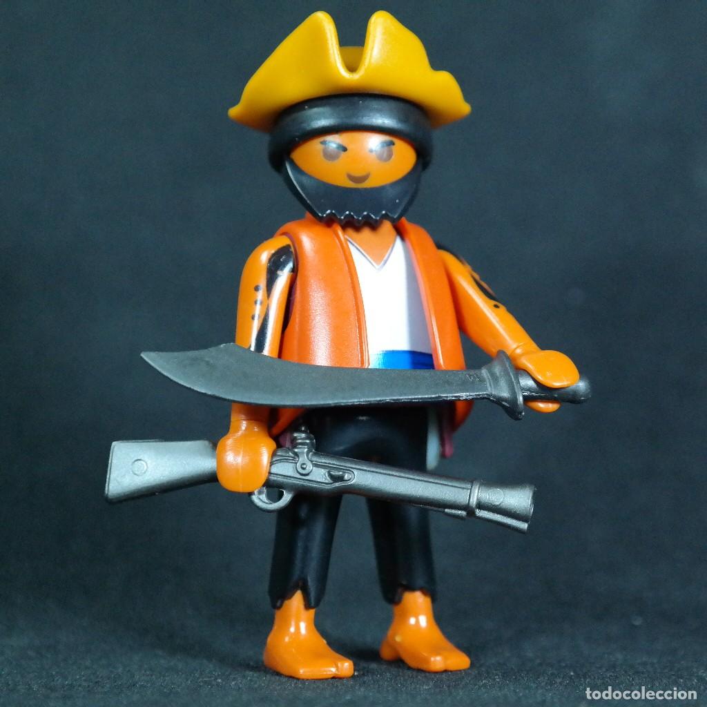 Playmobil: Playmobil pirata con fusil y espada ☼