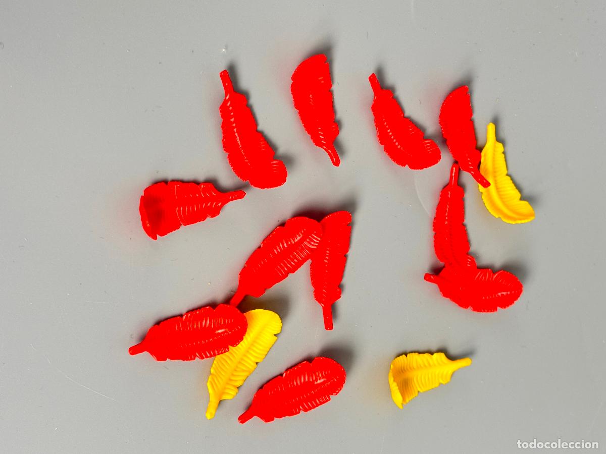 Playmobil: Playmobil lote pluma roja amarilla casco