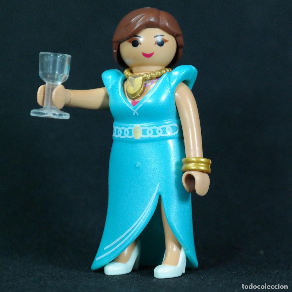 Playmobil: Playmobil mujer con copa ☼