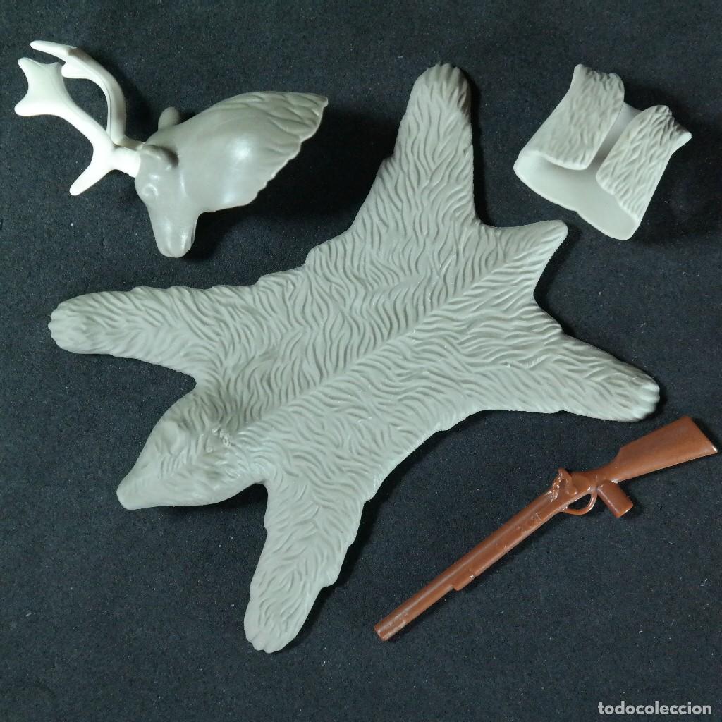 Playmobil: Playmobil pieles grises con rifle ☼
