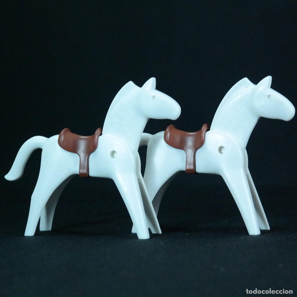 Playmobil: Playmobil 2 caballos totalemnte blancos ☼