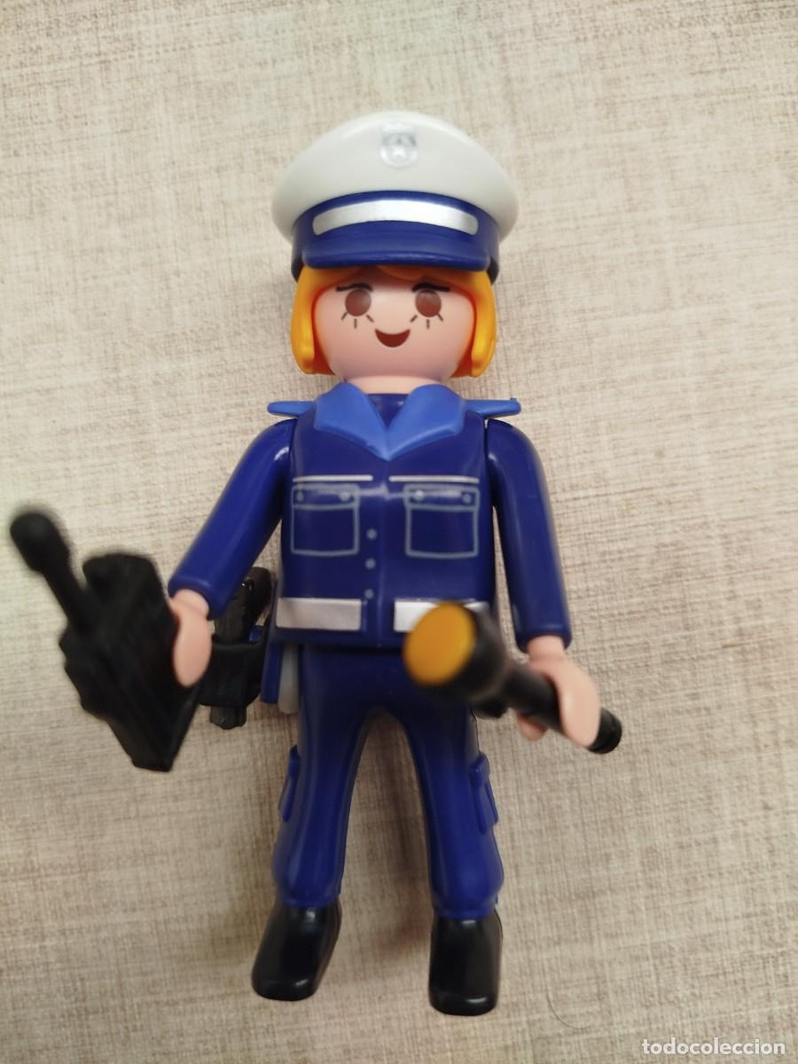 Playmobil: Playmobil chica polic&iacute;a