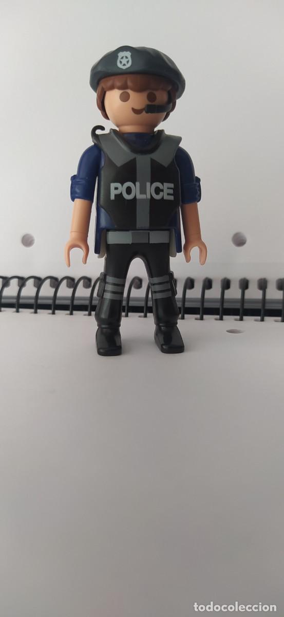 Playmobil: PLAYMOBIL POLICIA MU&Ntilde;ECO