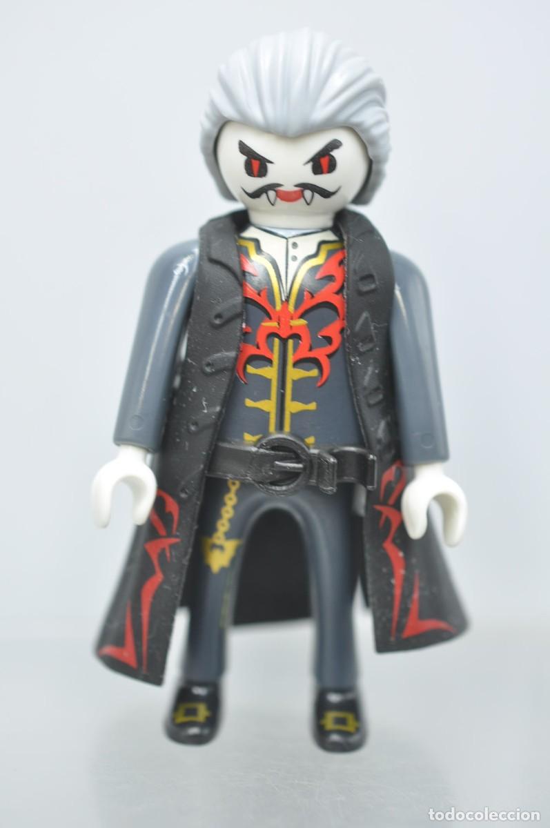 Playmobil: wsk077 Playmobil, figura hombre, dr&aacute;cula 71582