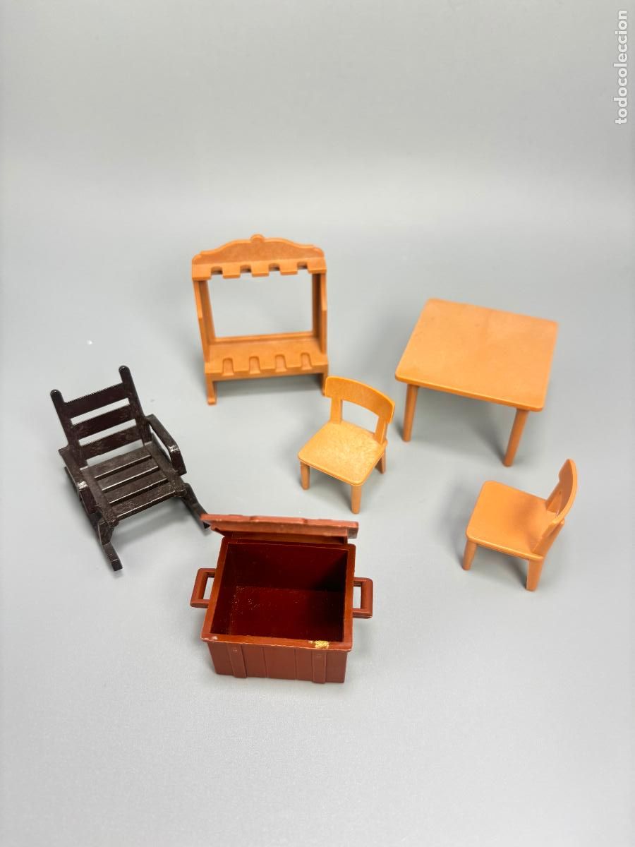 Playmobil: Playmobil lote mecedora armero silla y ba&uacute;l oeste