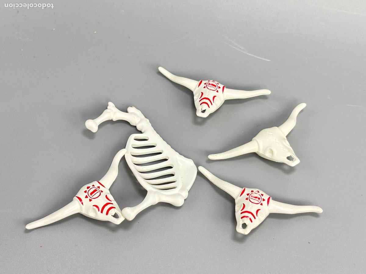 Playmobil: Playmobil lote cabeza ganado con dibujo y huesos vaca oeste indio