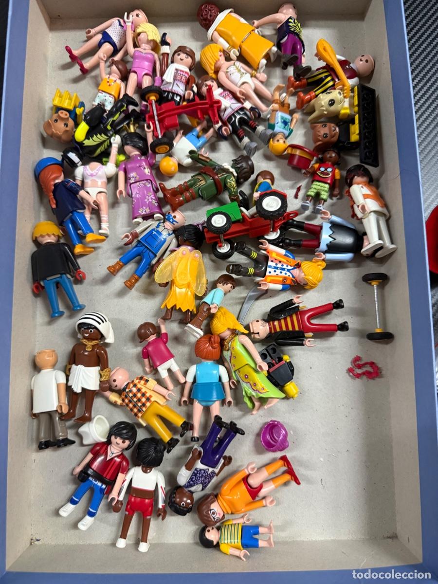 Playmobil: Gran lote Playmobil original &ndash; M&aacute;s de 35 figuras + tractor + accesorios Lote 12