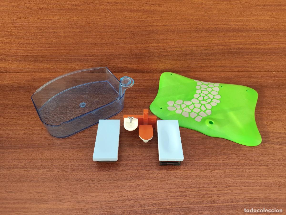 Playmobil: Playmobil lote piscina cama ba&ntilde;o lavabo valla c&eacute;sped base huerto