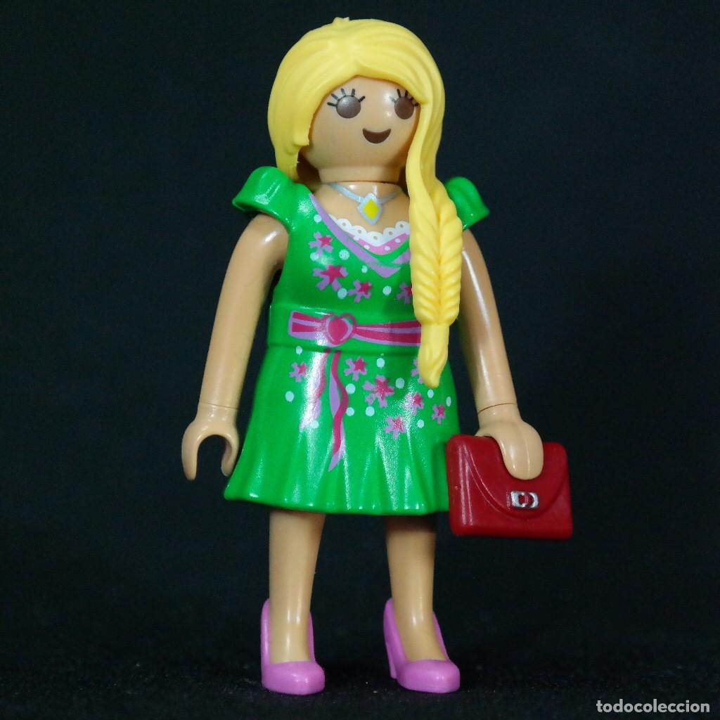 Playmobil: Playmobil mujer con vestido verde ☼