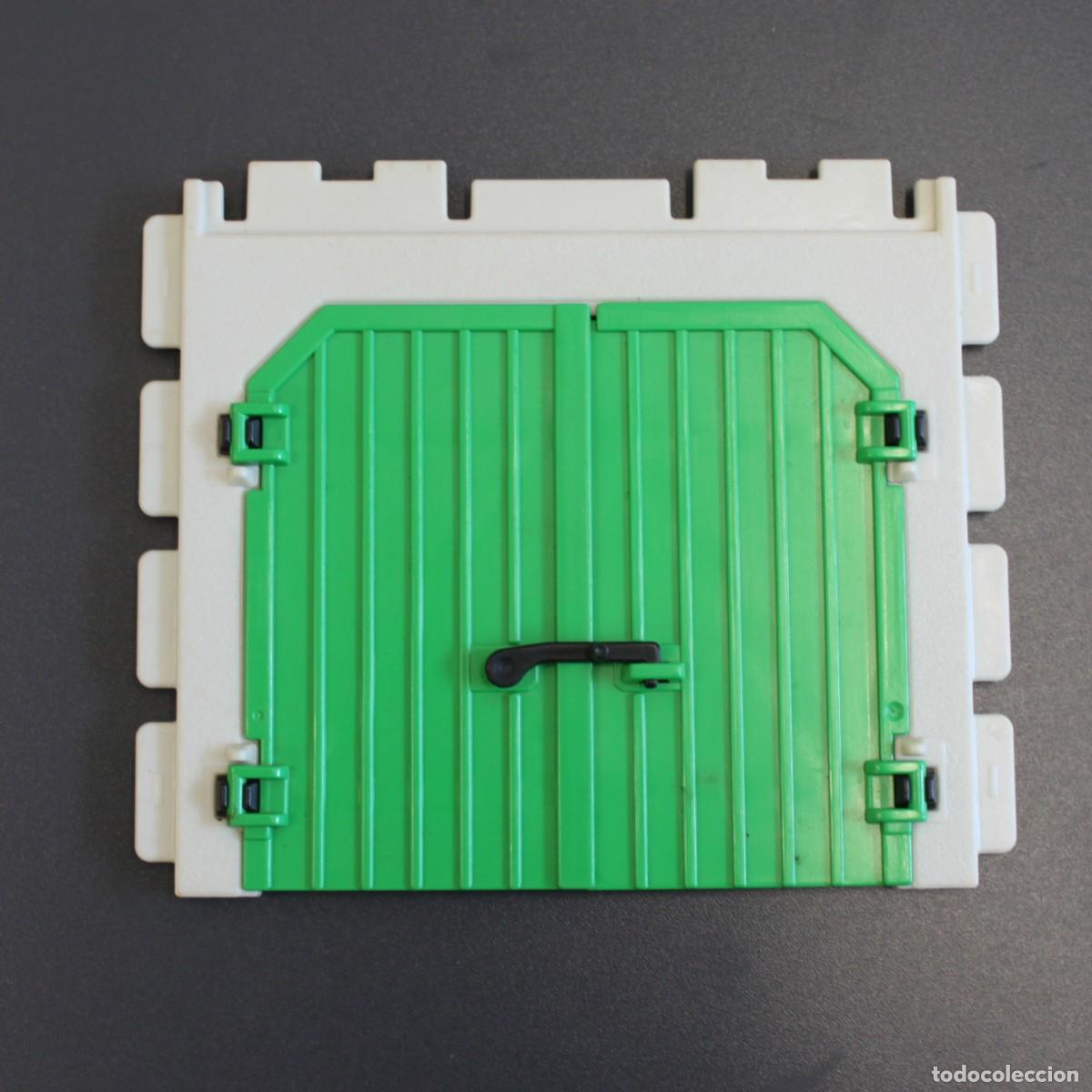Playmobil: Playmobil ref. 3716 Pared blanca 30 04 579 con puertas verdes 30 04 575 / 6 n2